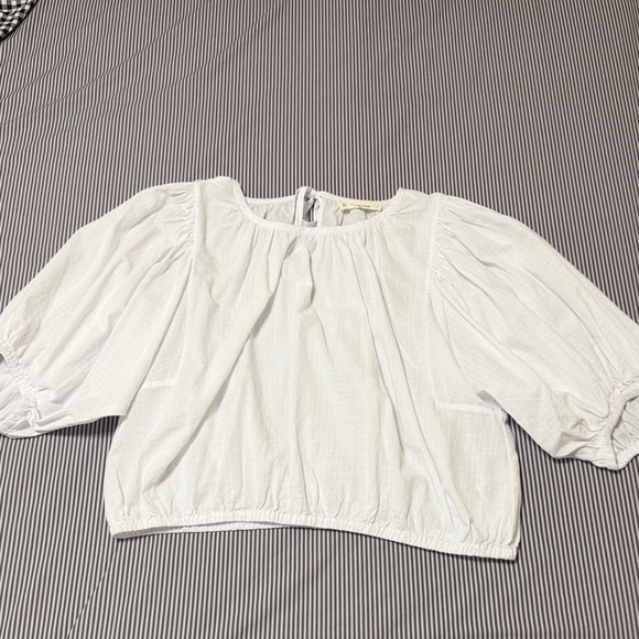 Everlane - White Puff Sleeve Blouse - Picture 5 of 7